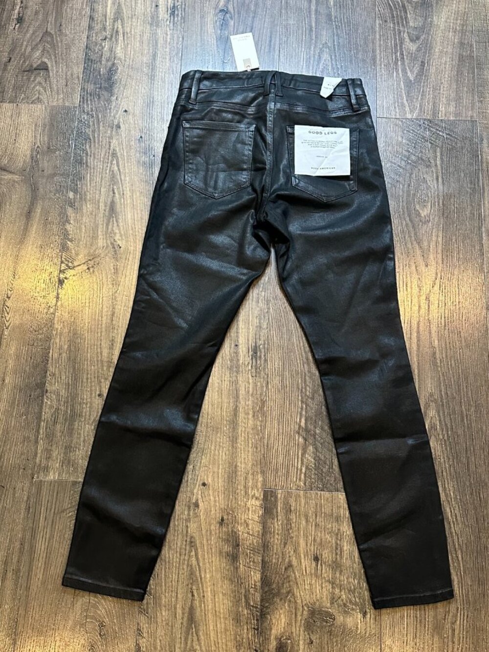 NWT Women's Good American JEANS GOOD LEGS Coated Shiny Black, Size 8 - Picture 6 of 7